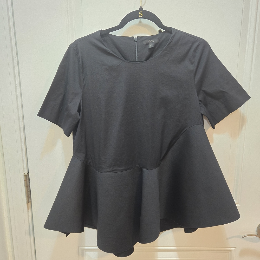 COS Black Short-Sleeve Peplum Top